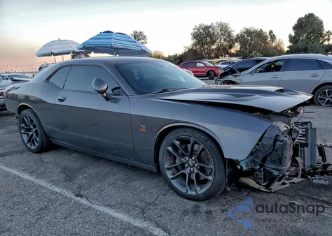 2021 Dodge Challenger R/T Scat Pack z USA, uszkodzony, nr VIN 2C3CDZFJ7MH651699